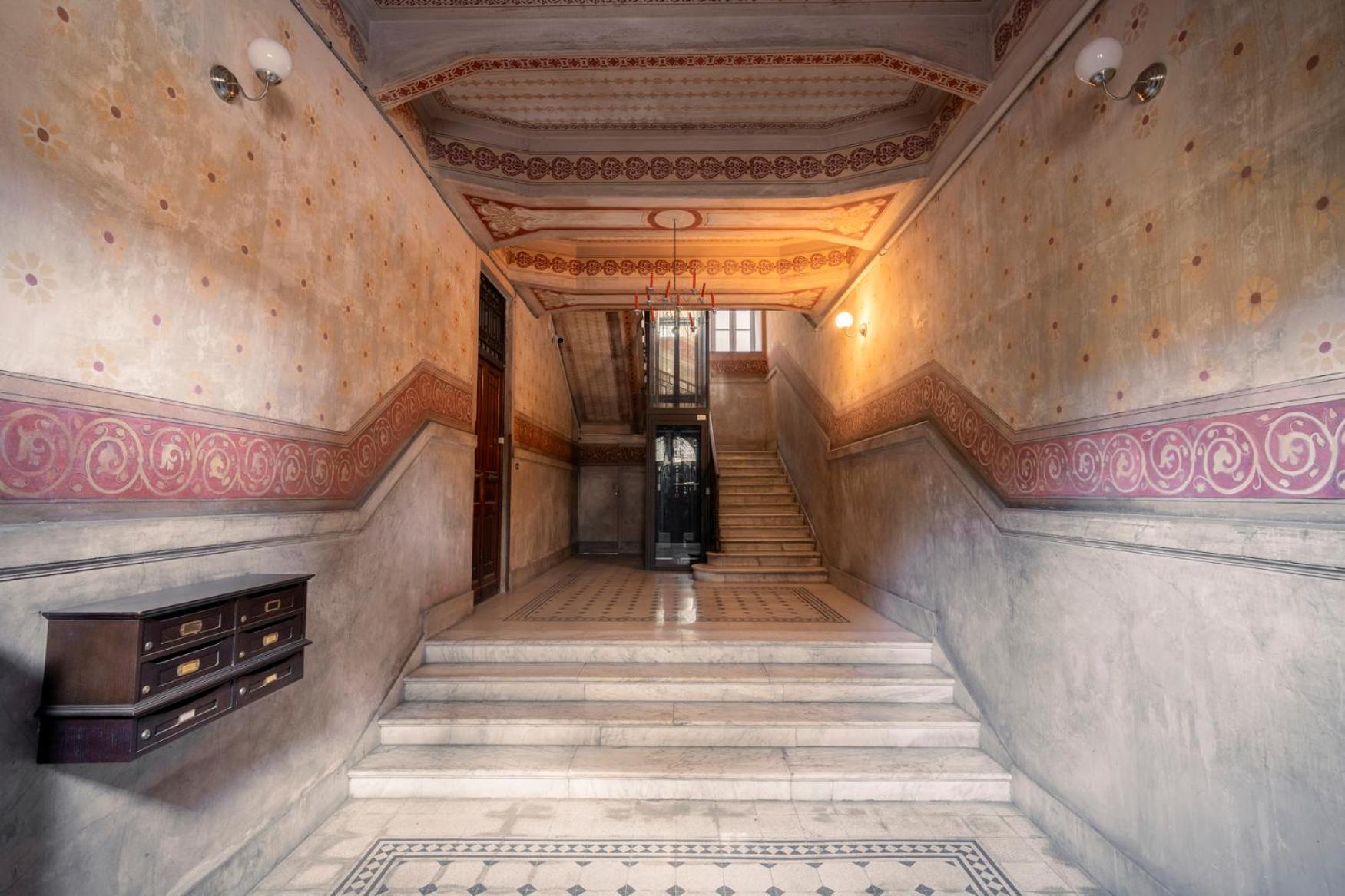 360Me Palace Μεσίνα Εξωτερικό φωτογραφία